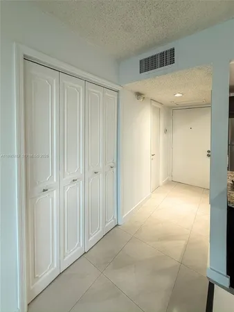 $1,650 | 7051 Environ Boulevard, Unit 431, Lauderhill, FL 33319