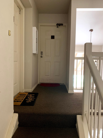 860 South Village Road, Unit B11 St. George, UT 84770 - Photo 18 of 19 Hallway to front door