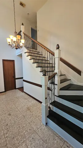 a view of entryway and hall