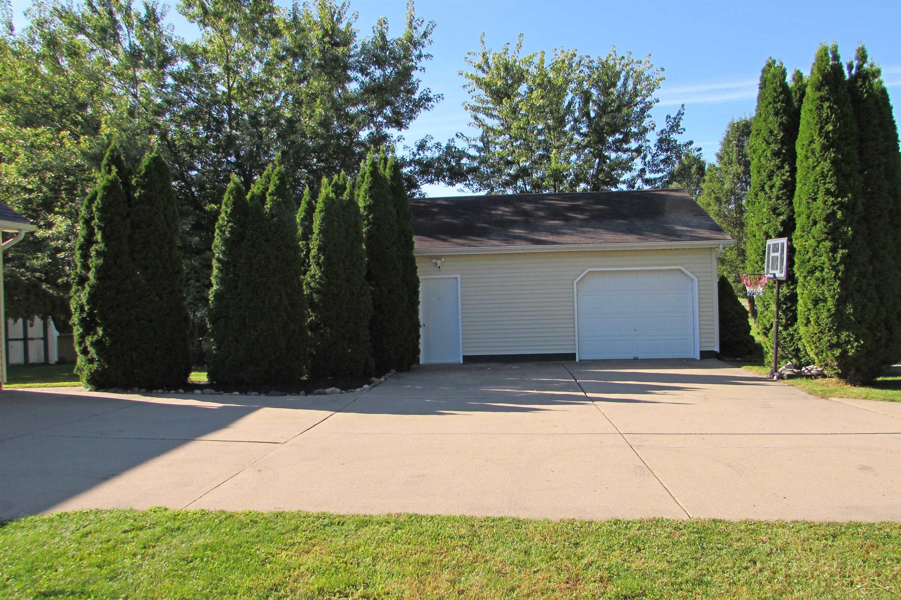 19061 South Raucholz Road Oakley, MI 48649 - Photo 12 of 51