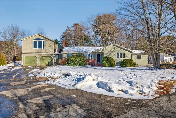 $480,000 | 5 Meadow View Drive, Biddeford, ME 04005