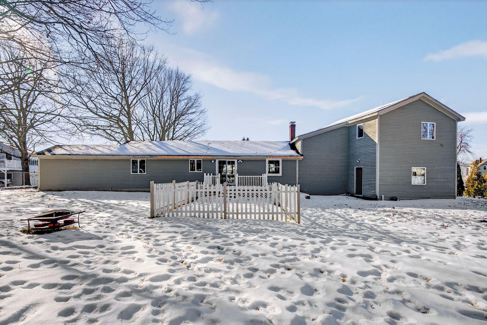 5 Meadow View Drive Biddeford, ME 04005 - Photo 2 of 44 Exterior