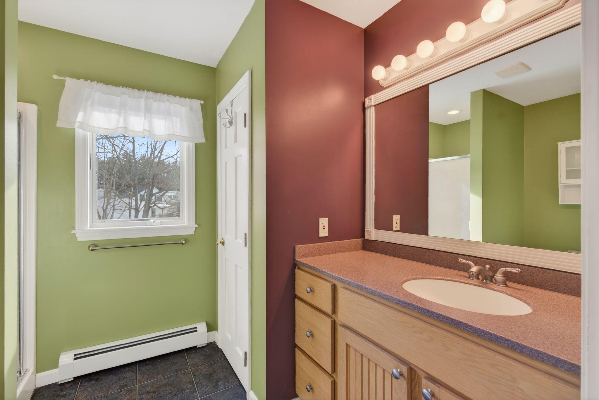 5 Meadow View Drive Biddeford, ME 04005 - Photo 22 of 44 Bathroom