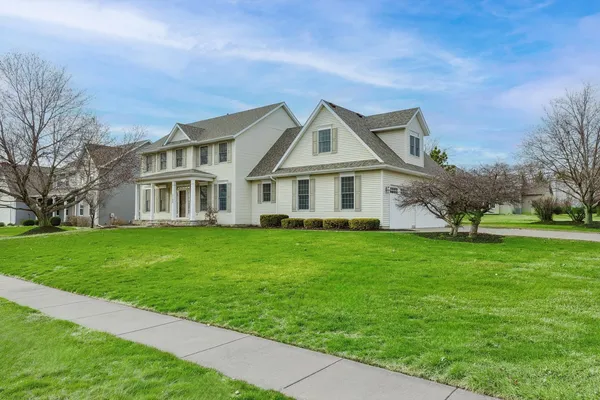 $650,000 | 5160 Charter Oaks Drive, Bettendorf, IA 52722