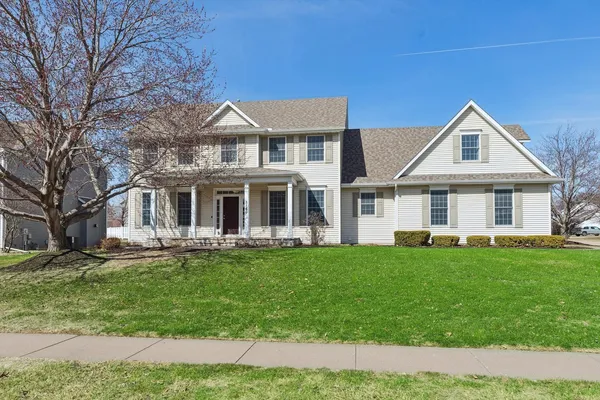 $650,000 | 5160 Charter Oaks Drive, Bettendorf, IA 52722