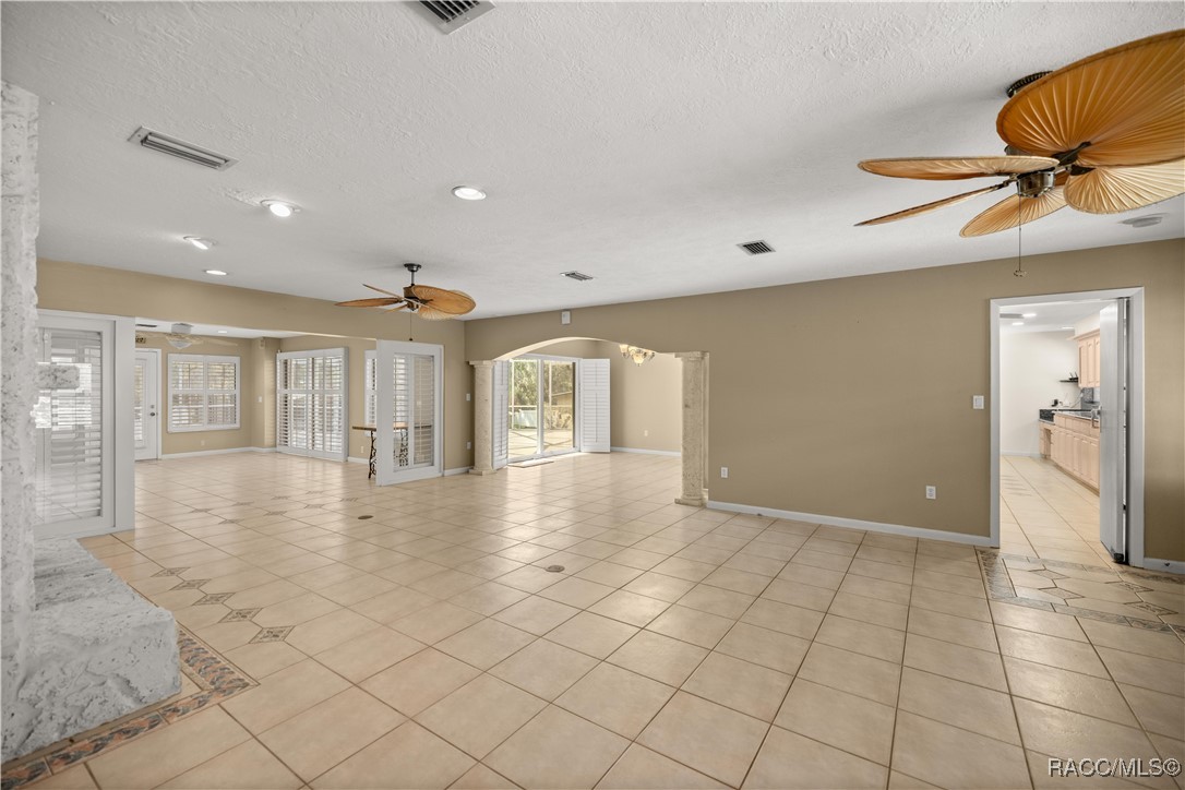 4817 Riverside Drive Yankeetown, FL 34498 - Photo 30 of 64