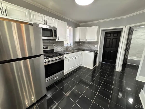 $1,650,000 | 212 Westcott Street, Syracuse, NY 13210