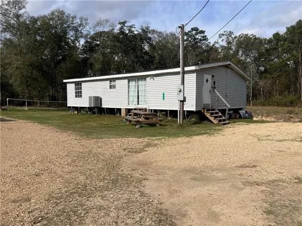 $379,000 | 16221-16227 East Club Deluxe Road, Hammond, LA 70403