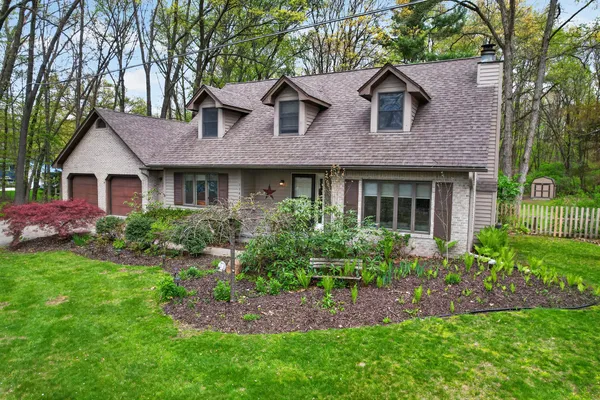 $429,000 | 11425 Mcgregor Road, Pinckney, MI 48169
