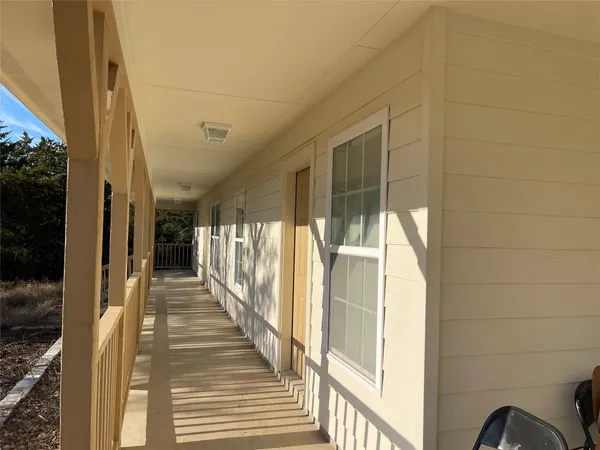 $2,300 | 6164 South Fm 535 Road, Cedar Creek, TX 78612