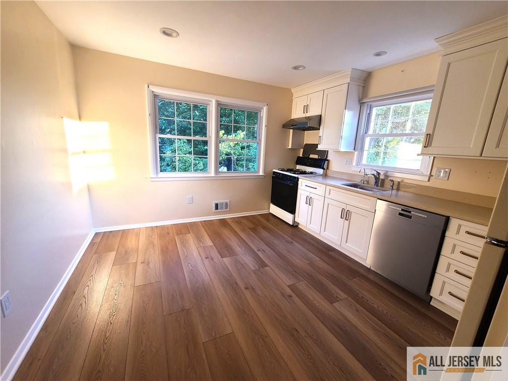 8 Windy Hill Road Metuchen, NJ 08840 - Photo 16 of 51