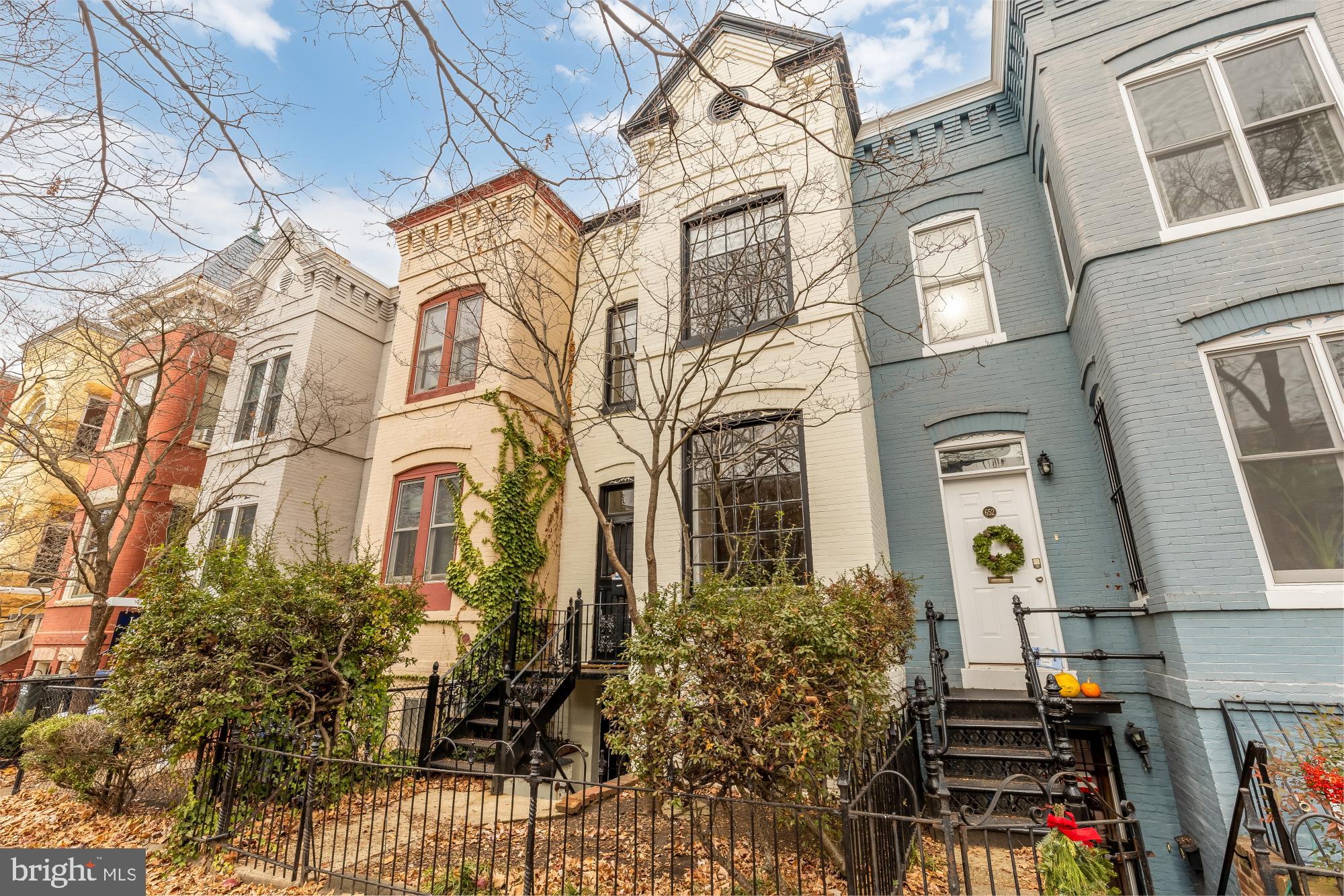 Lower level unit of row home