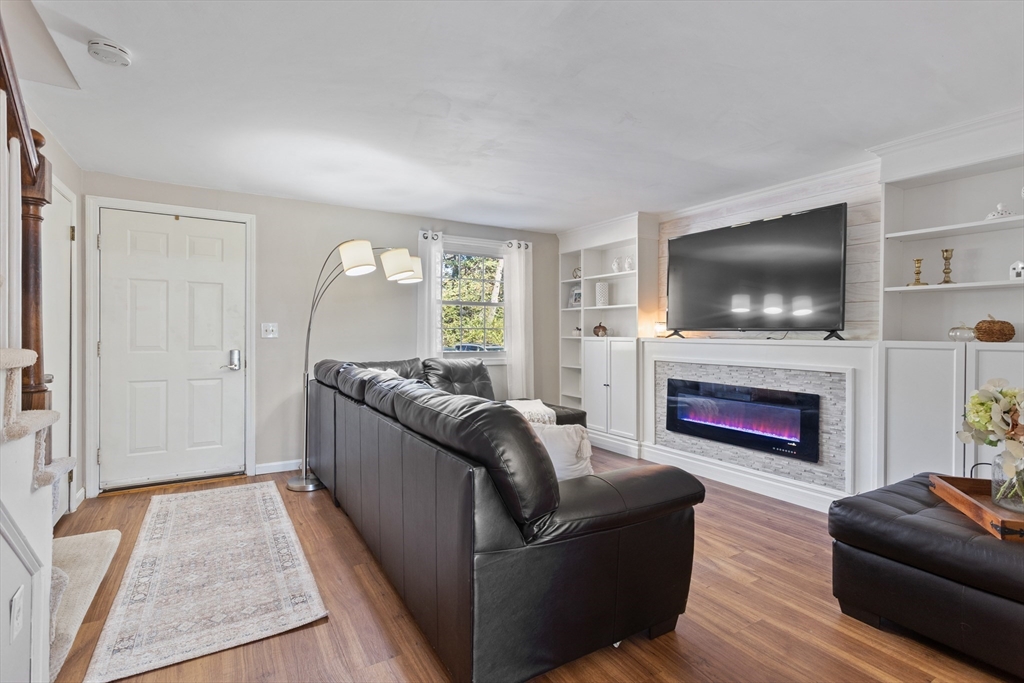 75 Sandy Pond Road, Unit 44 Ayer, MA 01432 - Photo 3 of 34