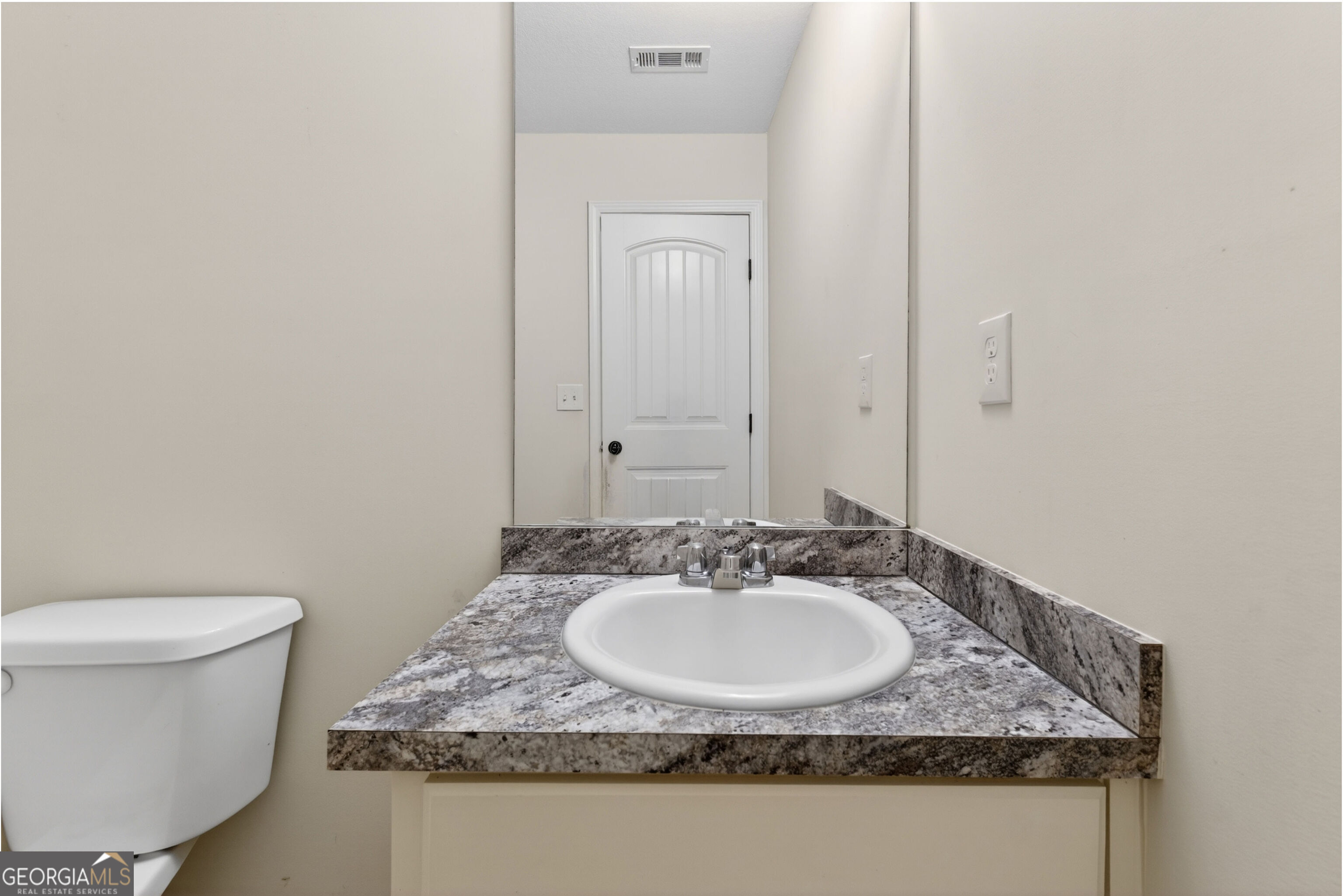 138 Brookside Drive Lula, GA 30554 - Photo 37 of 40