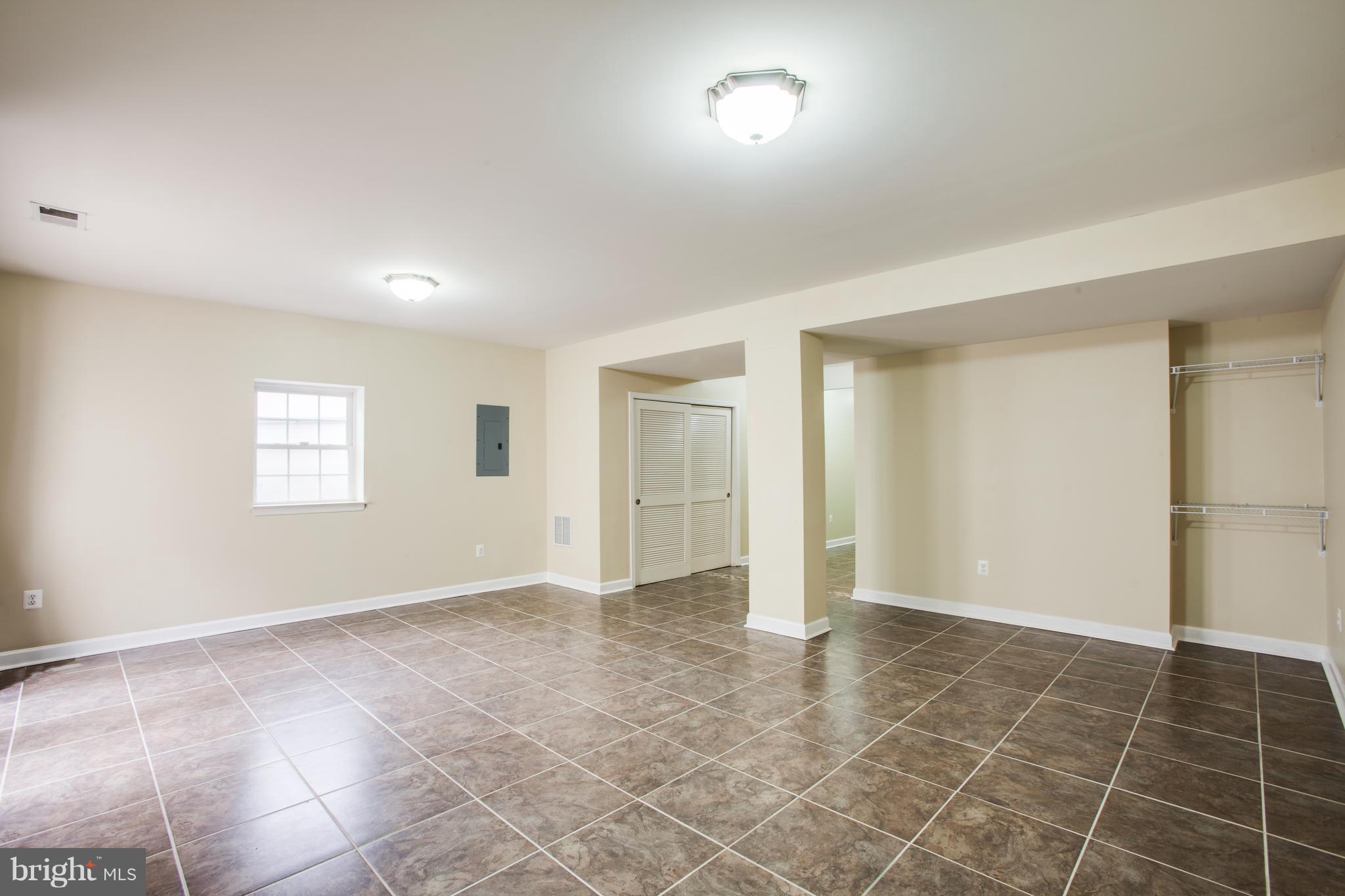 3857 Graham Park Road Triangle, VA 22172 - Photo 16 of 29 Porcelain Floor