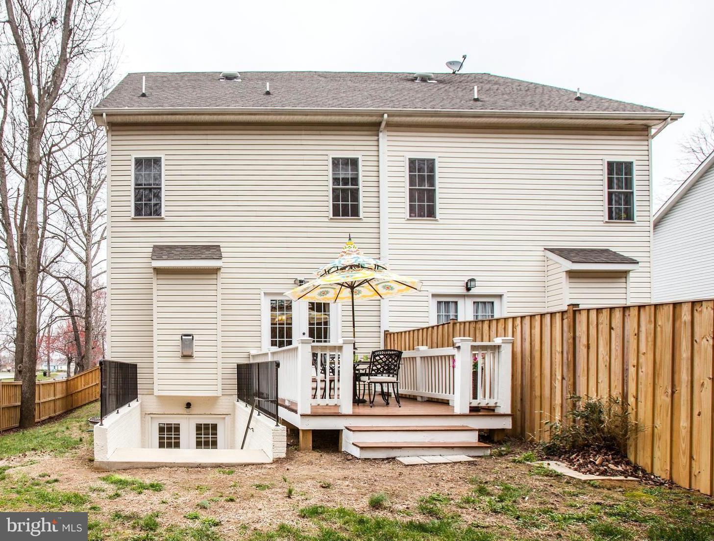 3857 Graham Park Road Triangle, VA 22172 - Photo 27 of 29 Exterior (Rear)