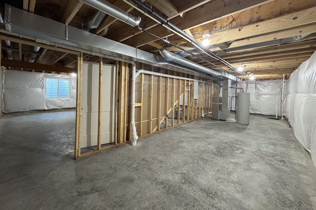 634 Anjali Court, Unit R Sycamore, IL 60178 - Photo 19 of 20 a view of empty room