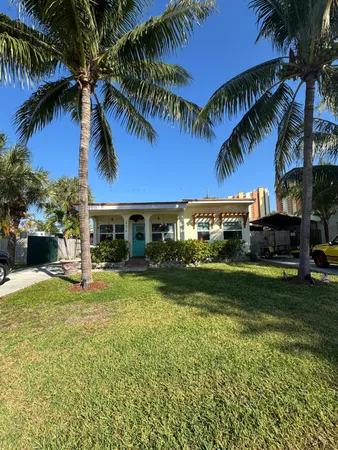 $3,500 | 256 East 24th Street, Riviera Beach, FL 33404