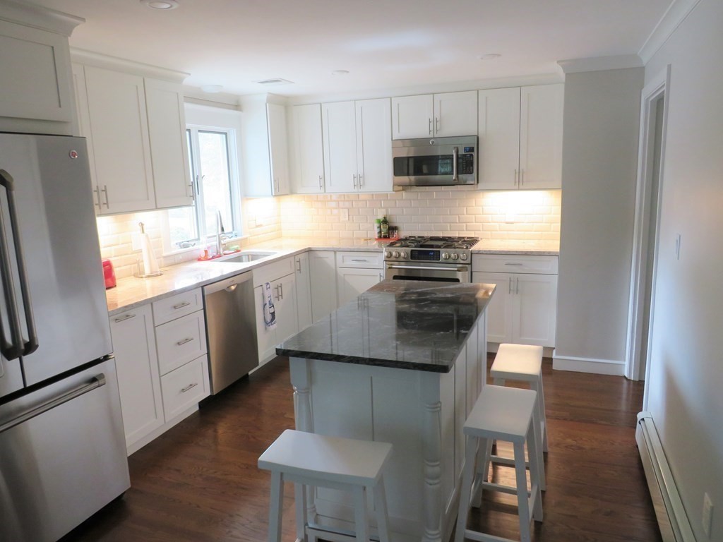 38 Chatham Road Norwood, MA 02062 - Photo 7 of 41 Gallery Image 7