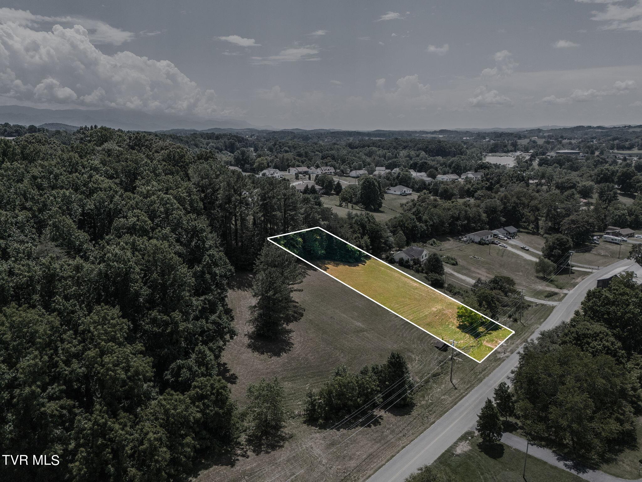 195 Hall Road, Unit 4 Jonesborough, TN 37659 - Photo 5 of 15 5-web-or-mls-9a
