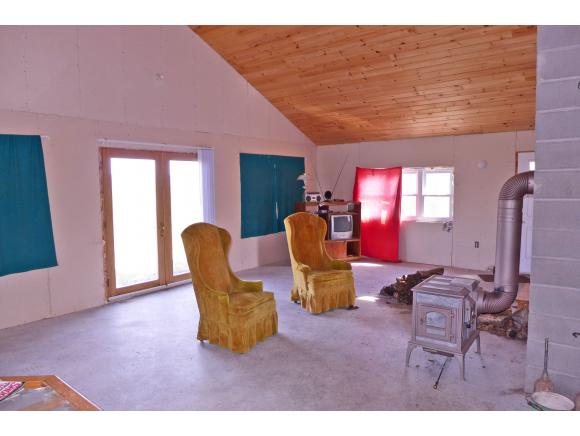 4235 Fellows/lamotte Road Guildhall, VT 05905 - Photo 13 of 36