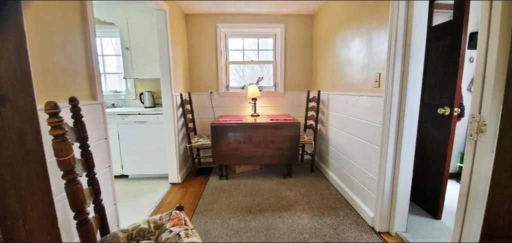 83 Brae Road Weymouth, MA 02191 - Photo 3 of 16
