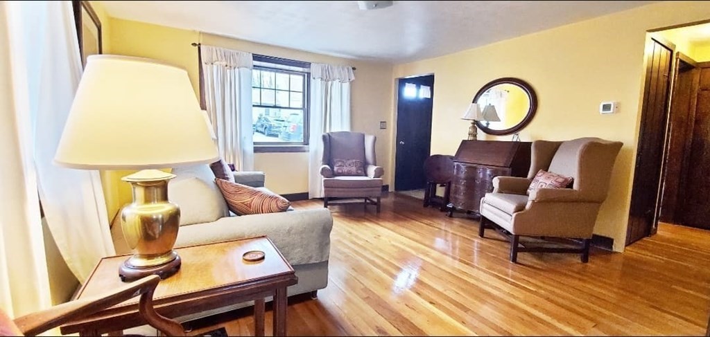 83 Brae Road Weymouth, MA 02191 - Photo 5 of 16