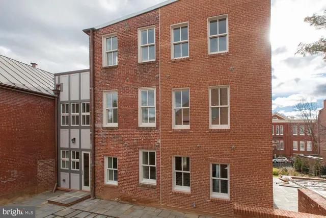 $26,000 | 2715 N Street Northwest, Washington, DC 20007