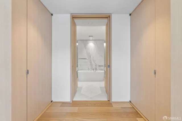 $6,936,000 | 1 Steuart Street, Unit 1903, San Francisco, CA 94105