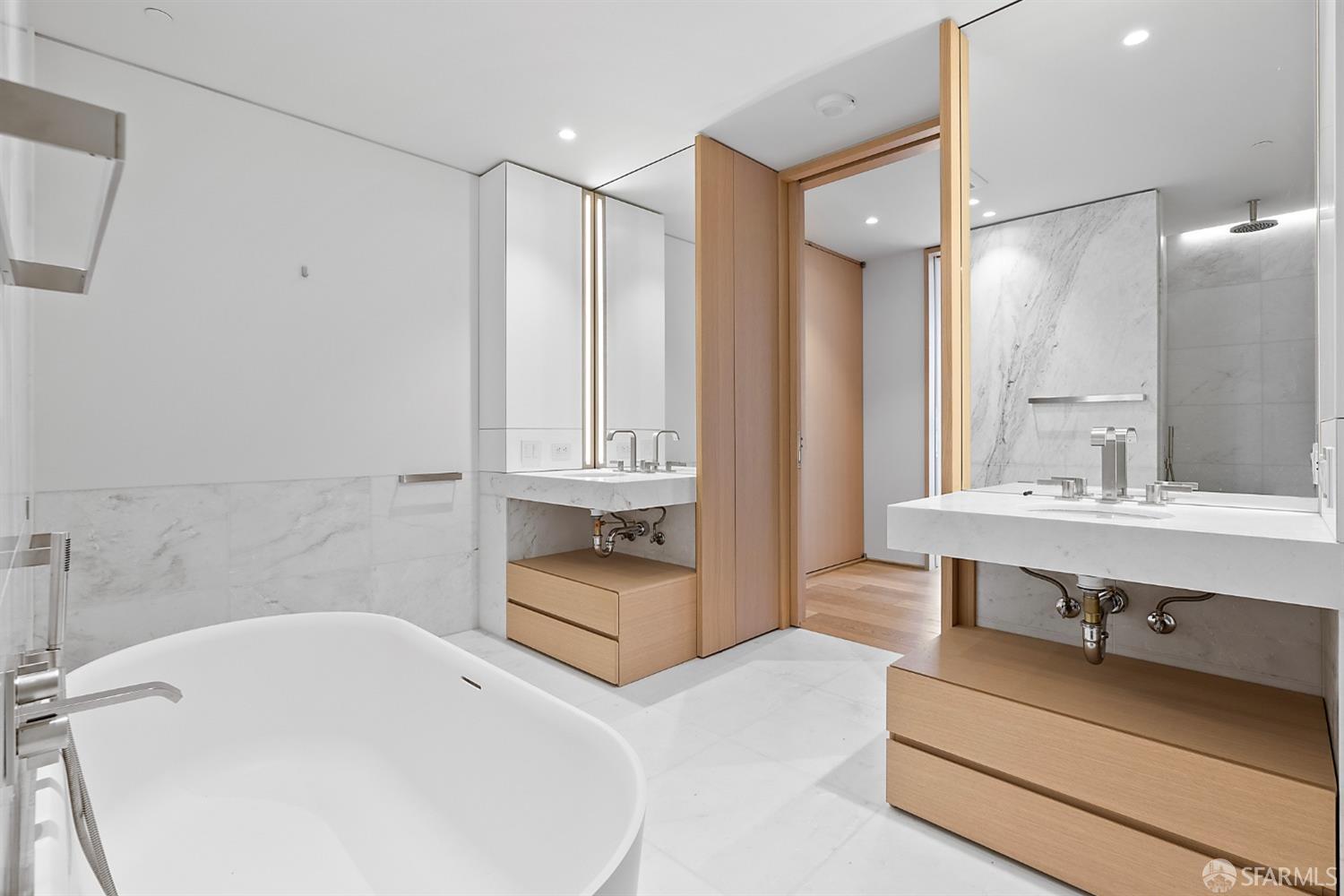 1 Steuart Street, Unit 1903 San Francisco, CA 94105 - Photo 23 of 50