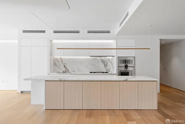 $6,936,000 | 1 Steuart Street, Unit 1903, San Francisco, CA 94105