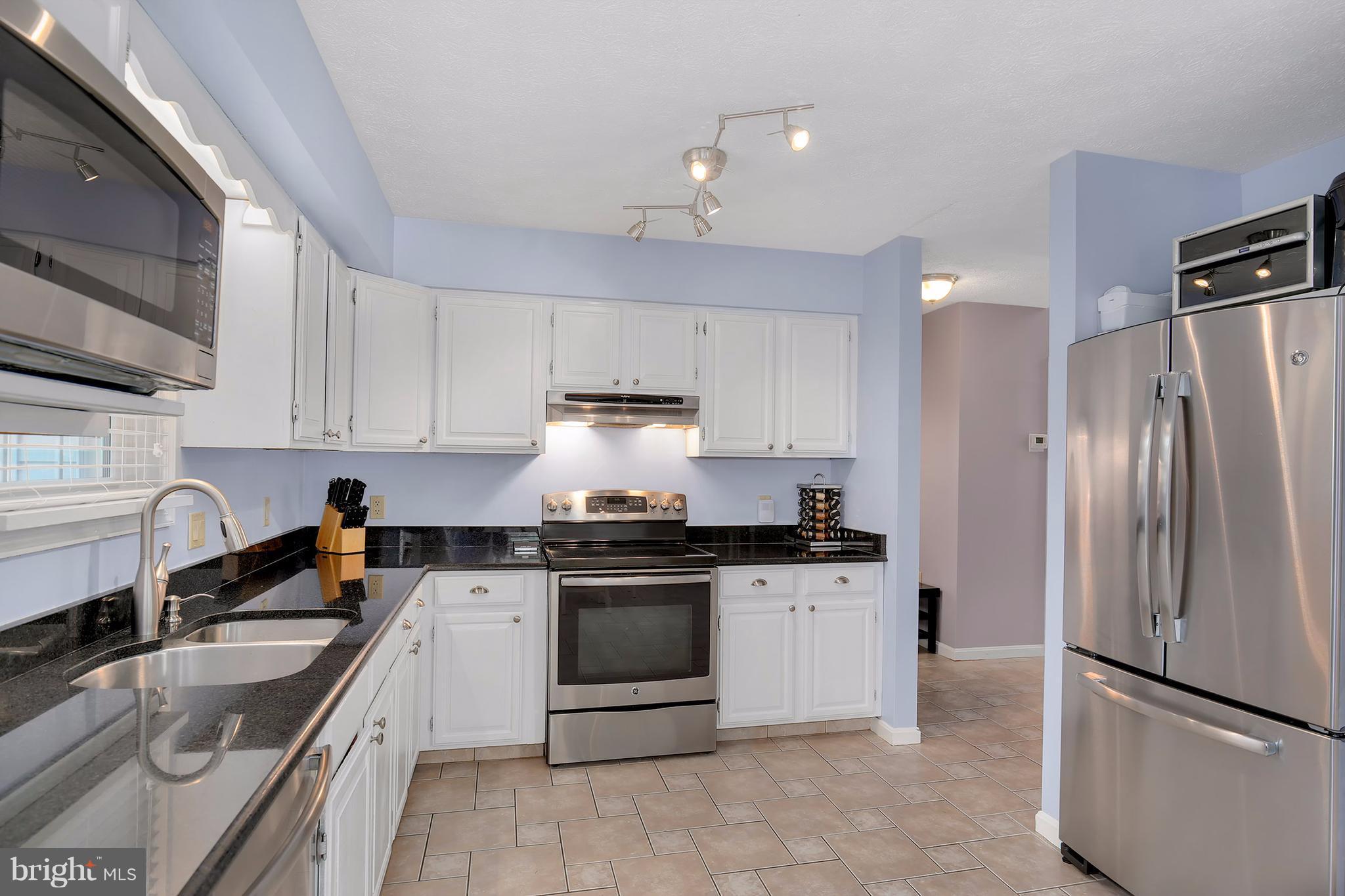 8830 Pikesville Road Baltimore, MD 21208 - Photo 14 of 30 Kitchen