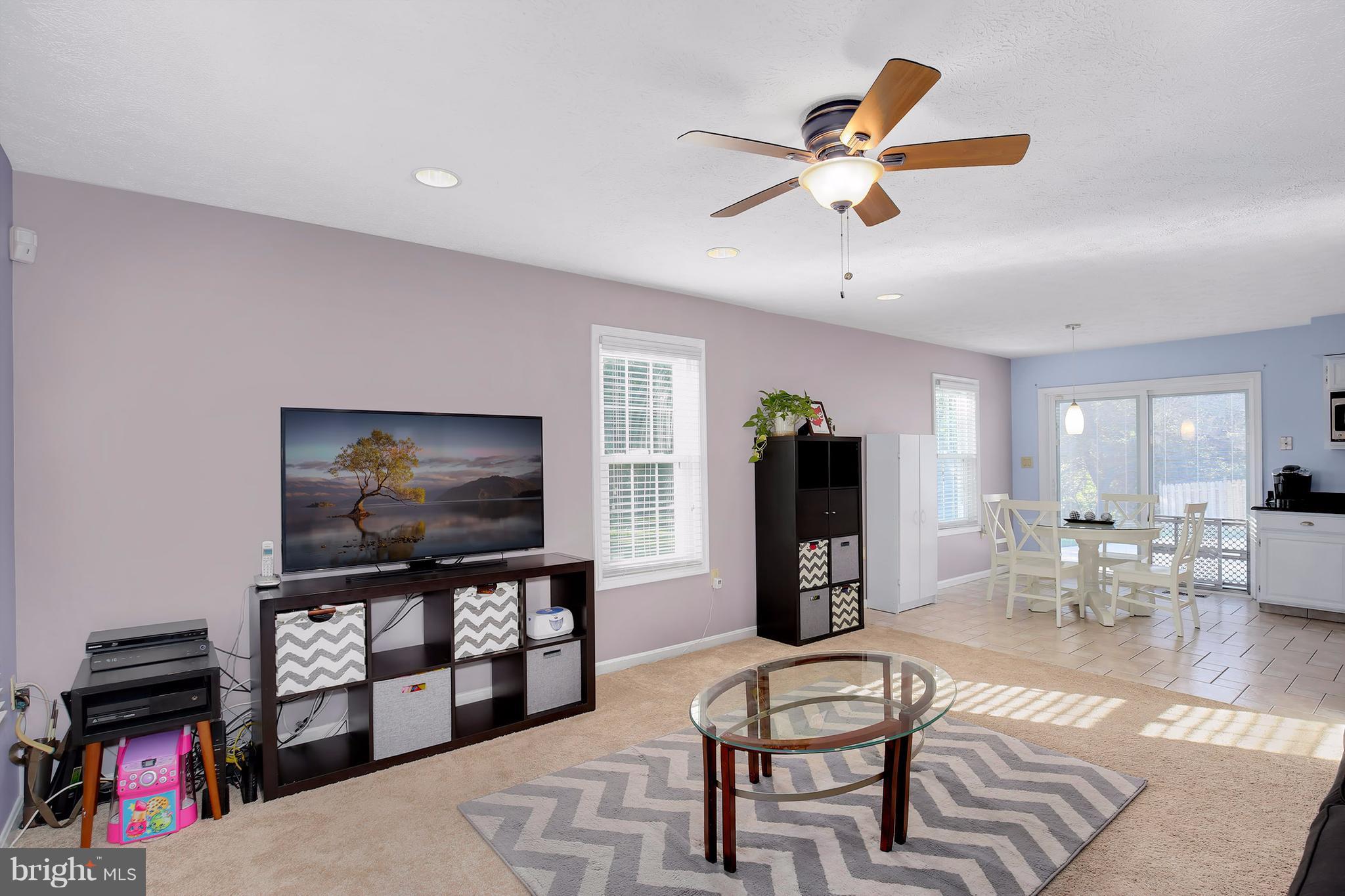 8830 Pikesville Road Baltimore, MD 21208 - Photo 15 of 30 Family Room