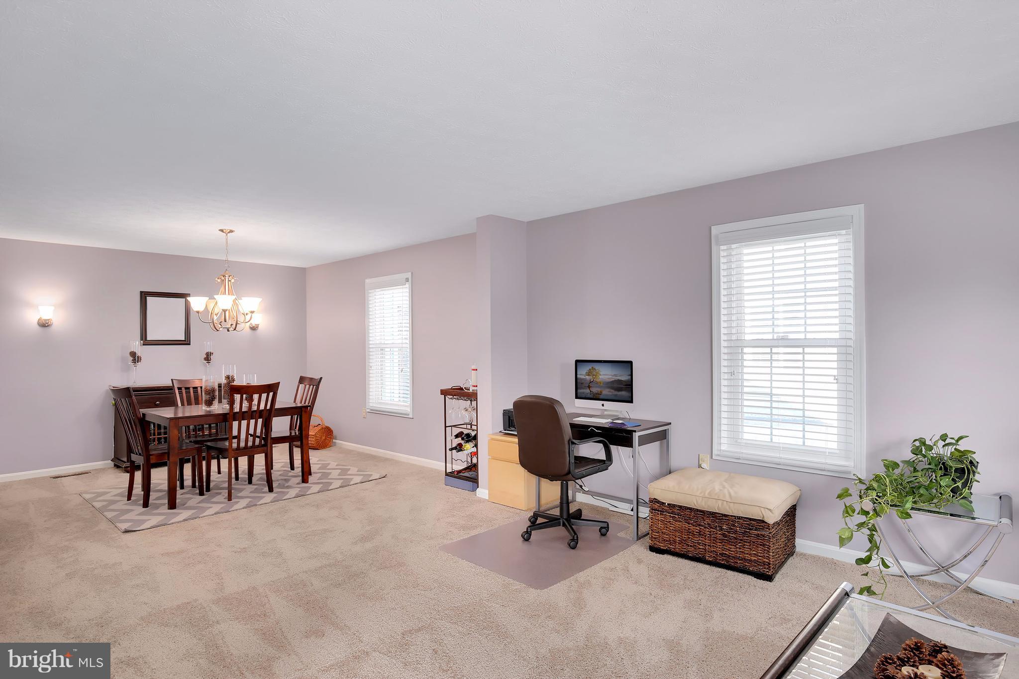 8830 Pikesville Road Baltimore, MD 21208 - Photo 6 of 30 Living Room