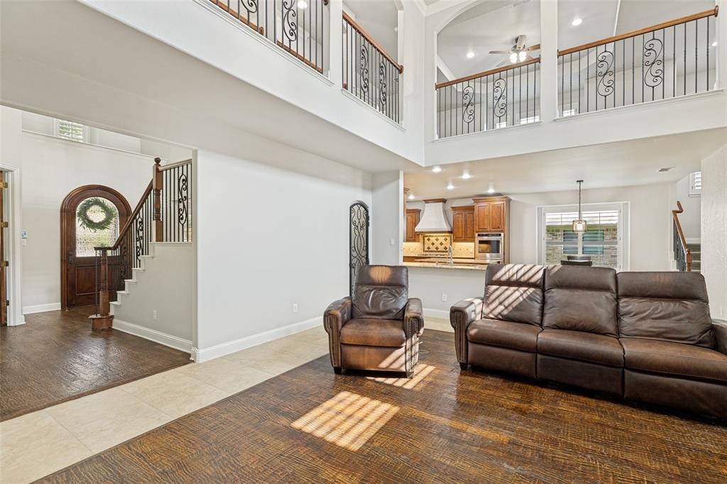 10325 Fire Ridge Drive Frisco, TX 75033 - Photo 6 of 40