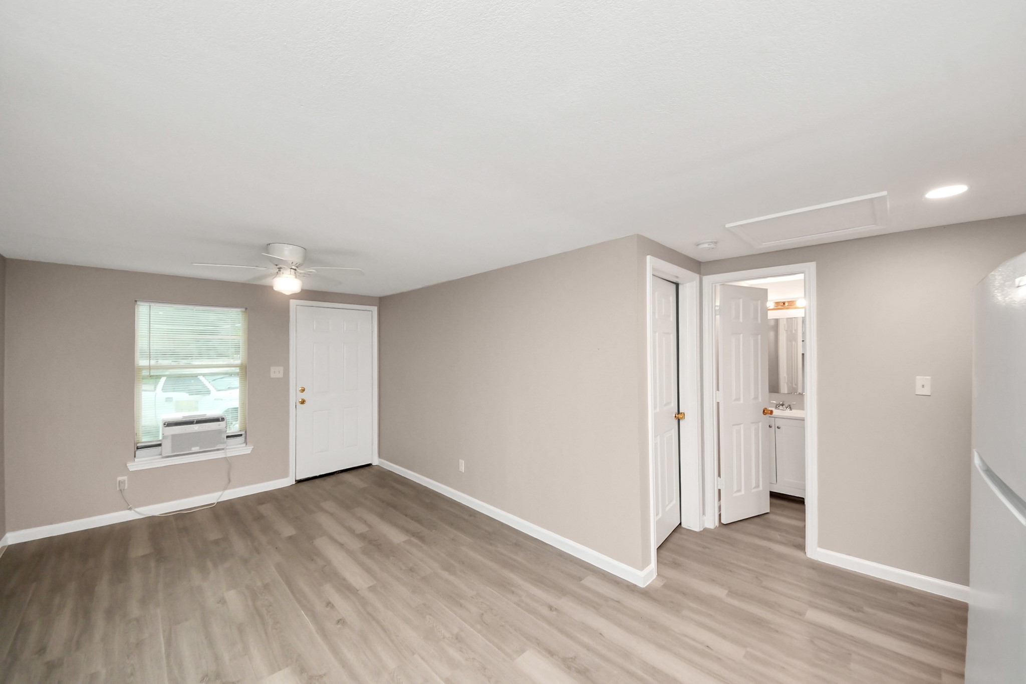 17111 River Road, Unit B Channelview, TX 77530 - Photo 9 of 19