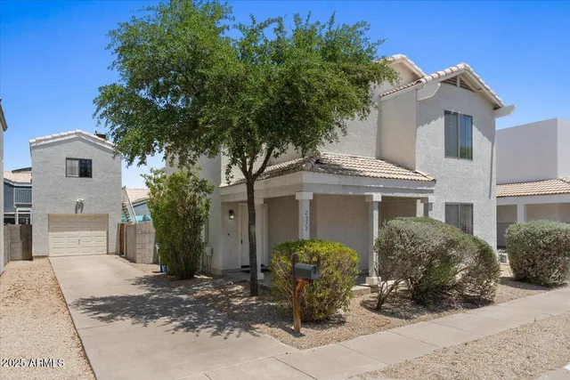 $2,500 | 2730 East Cambridge Avenue, Phoenix, AZ 85008