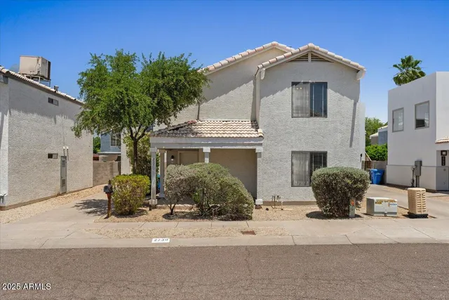$2,500 | 2730 East Cambridge Avenue, Phoenix, AZ 85008