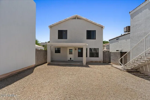 $2,500 | 2730 East Cambridge Avenue, Phoenix, AZ 85008