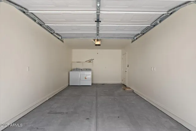 $2,500 | 2730 East Cambridge Avenue, Phoenix, AZ 85008