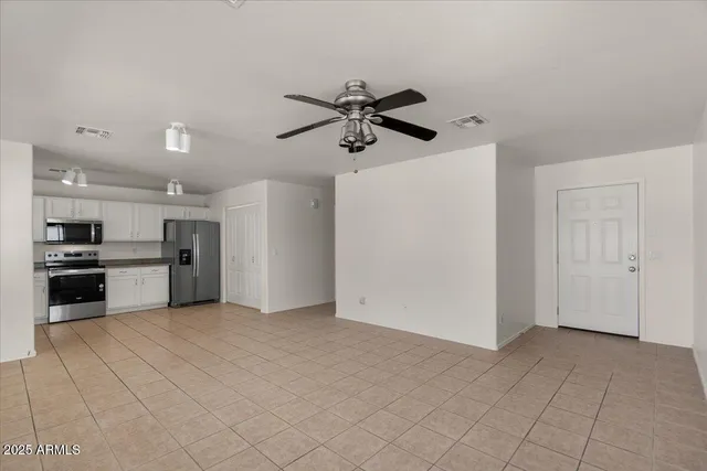 $2,500 | 2730 East Cambridge Avenue, Phoenix, AZ 85008