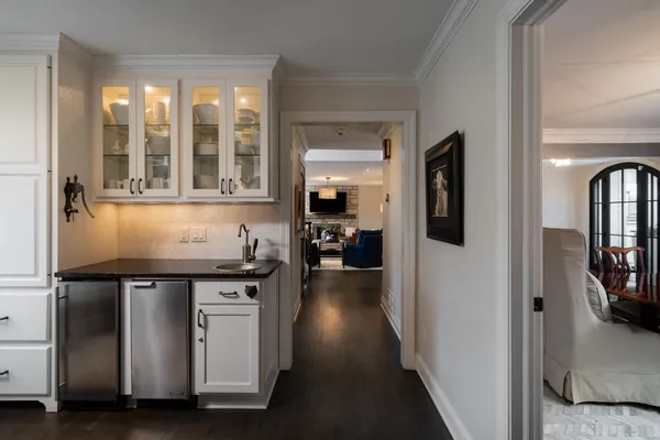 $3,995,000 | 13700 Riverland Road, Mequon, WI 53097