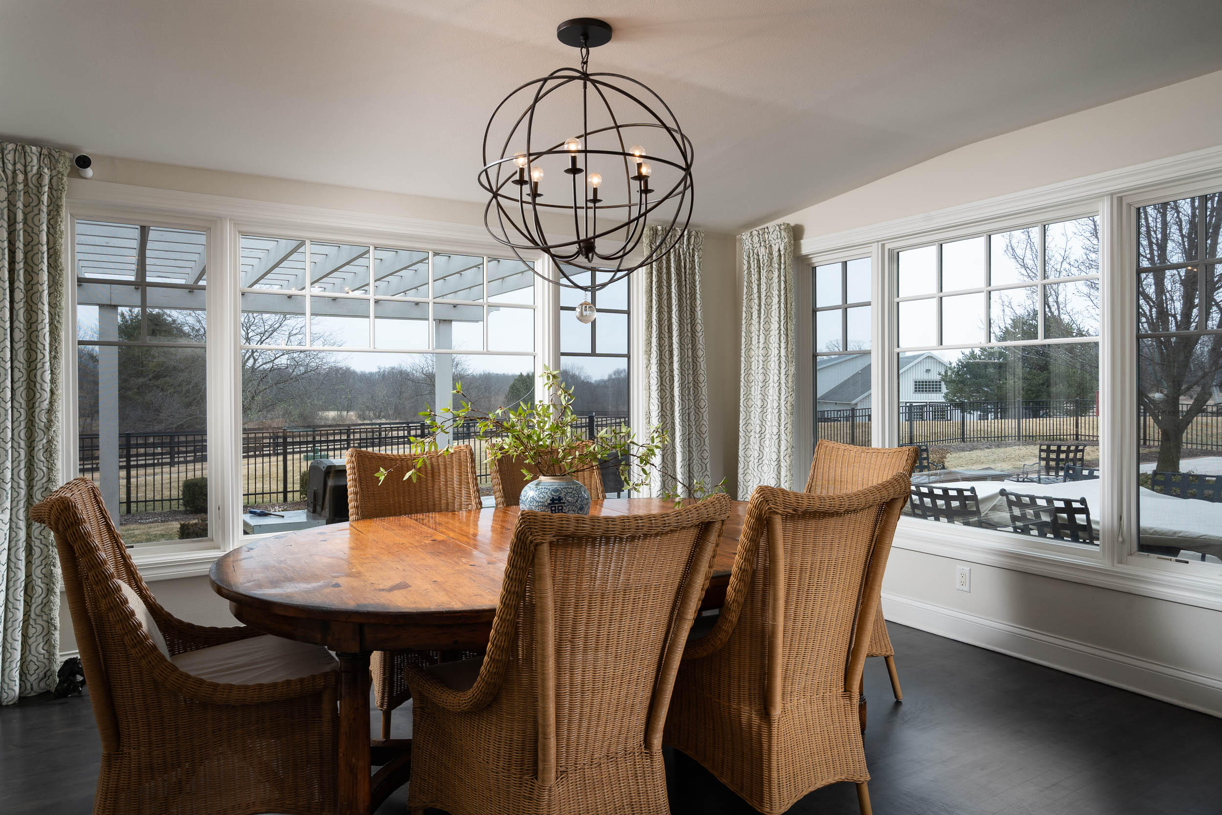 13700 Riverland Road Mequon, WI 53097 - Photo 13 of 61 Dining Area