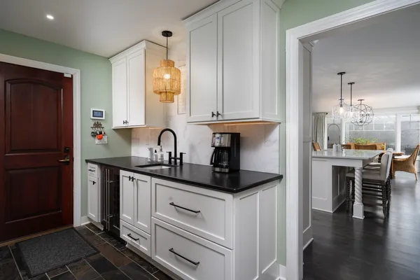$3,995,000 | 13700 Riverland Road, Mequon, WI 53097