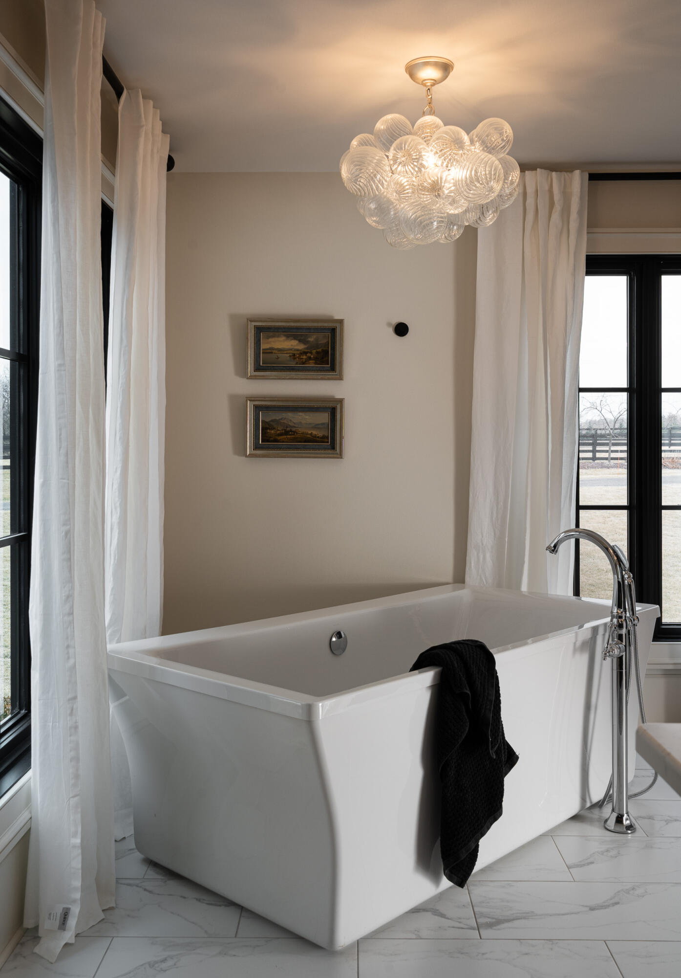 13700 Riverland Road Mequon, WI 53097 - Photo 26 of 63 Private Primary Bathroom