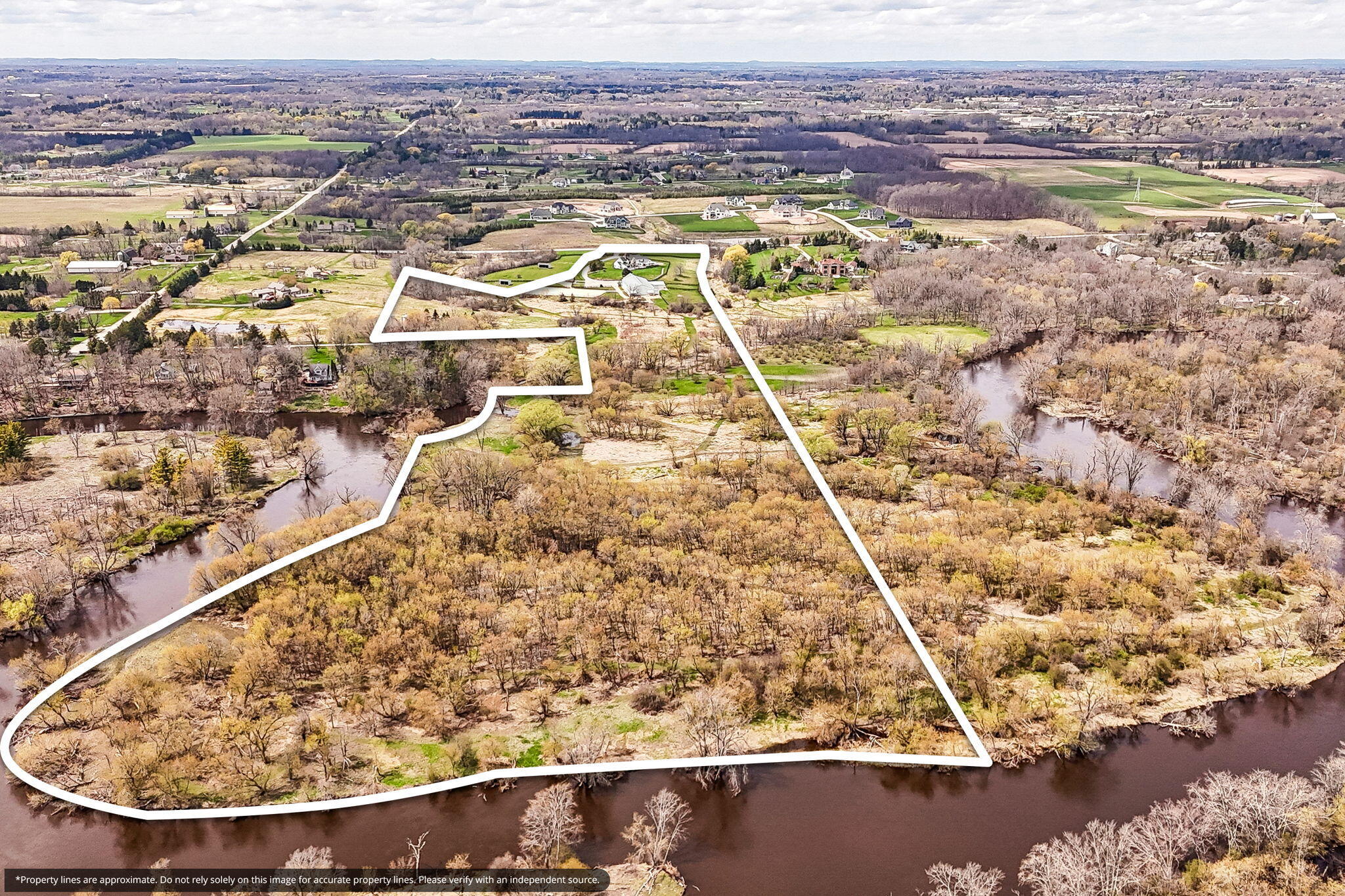 13700 Riverland Road Mequon, WI 53097 - Photo 58 of 61 Aerial of Property