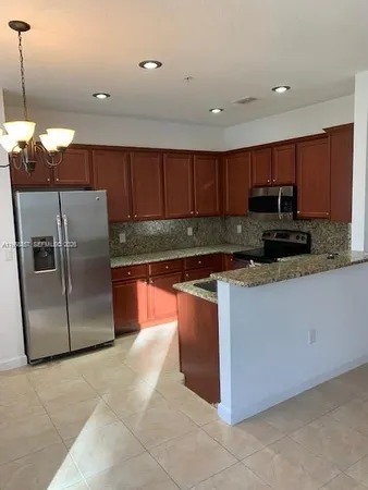 $3,600 | 12442 Emerald Creek Manor, Unit 12442, Plantation, FL 33325