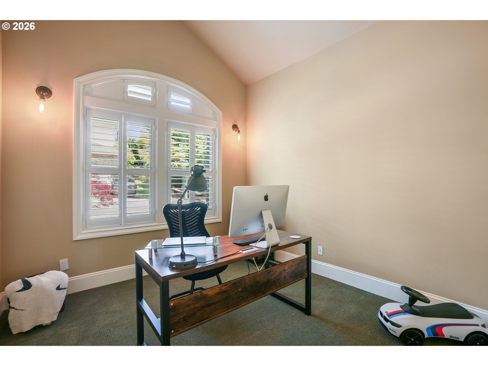 1407 Northwest Mayfield Road Portland, OR 97229 - Photo 19 of 47 Bedroom, Owner's Suite