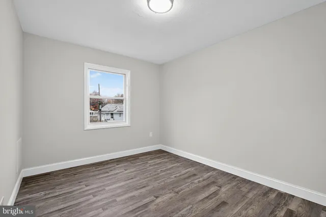 $2,000 | 5708 Mitchell Road, Levittown, PA 19057