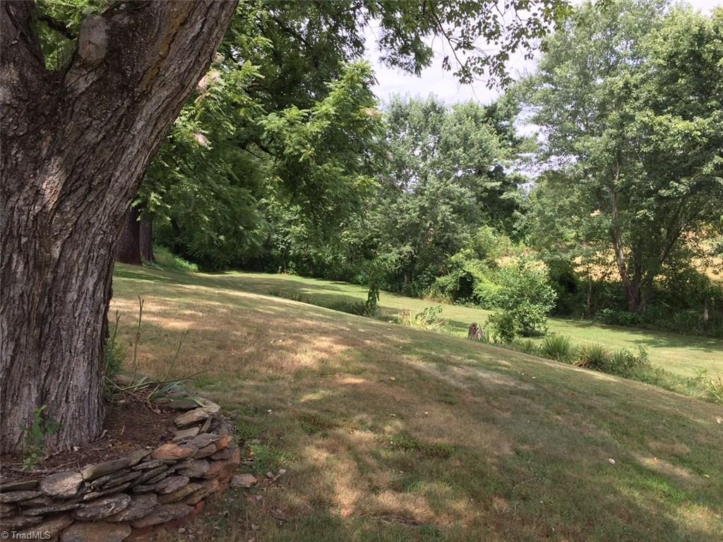 818 Stoney Ridge School Road Traphill, NC 28685 - Photo 4 of 12 Gallery Image 4